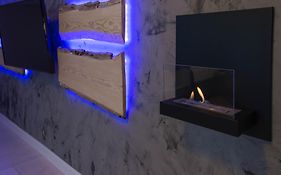 Apartamenty hoteLOVE z biokominkiem na Skale